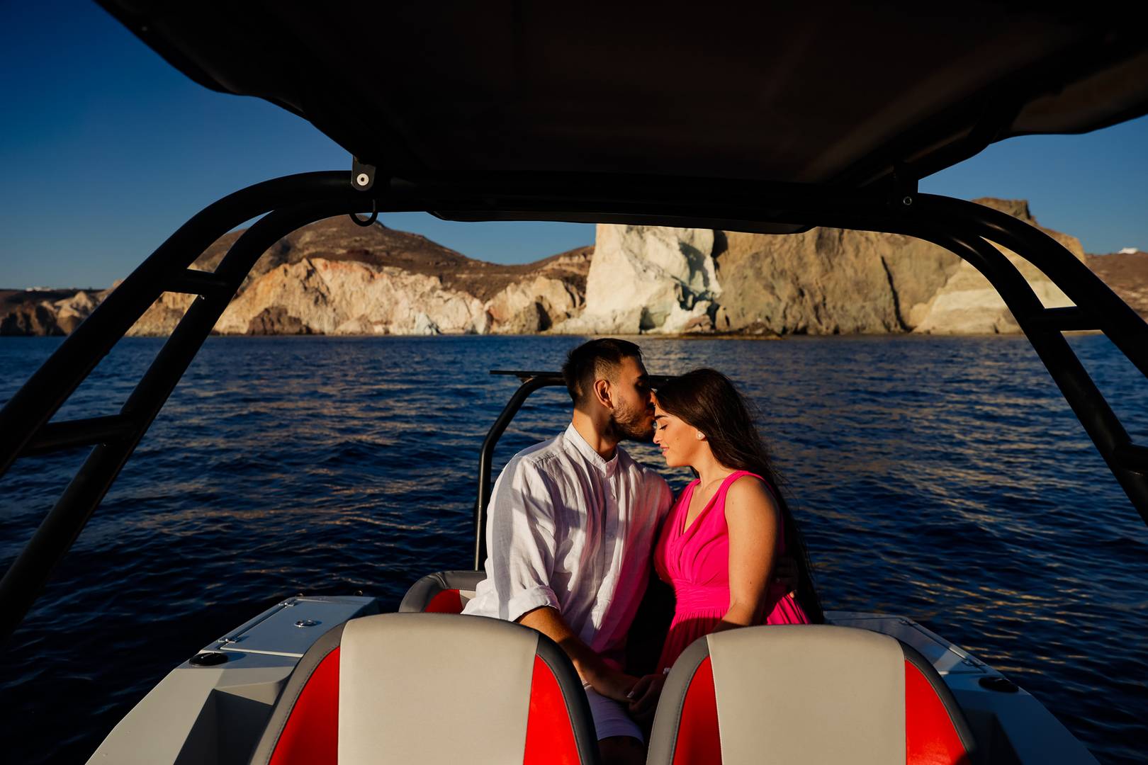 trip4shot - Santorini - Photography in a boat 088